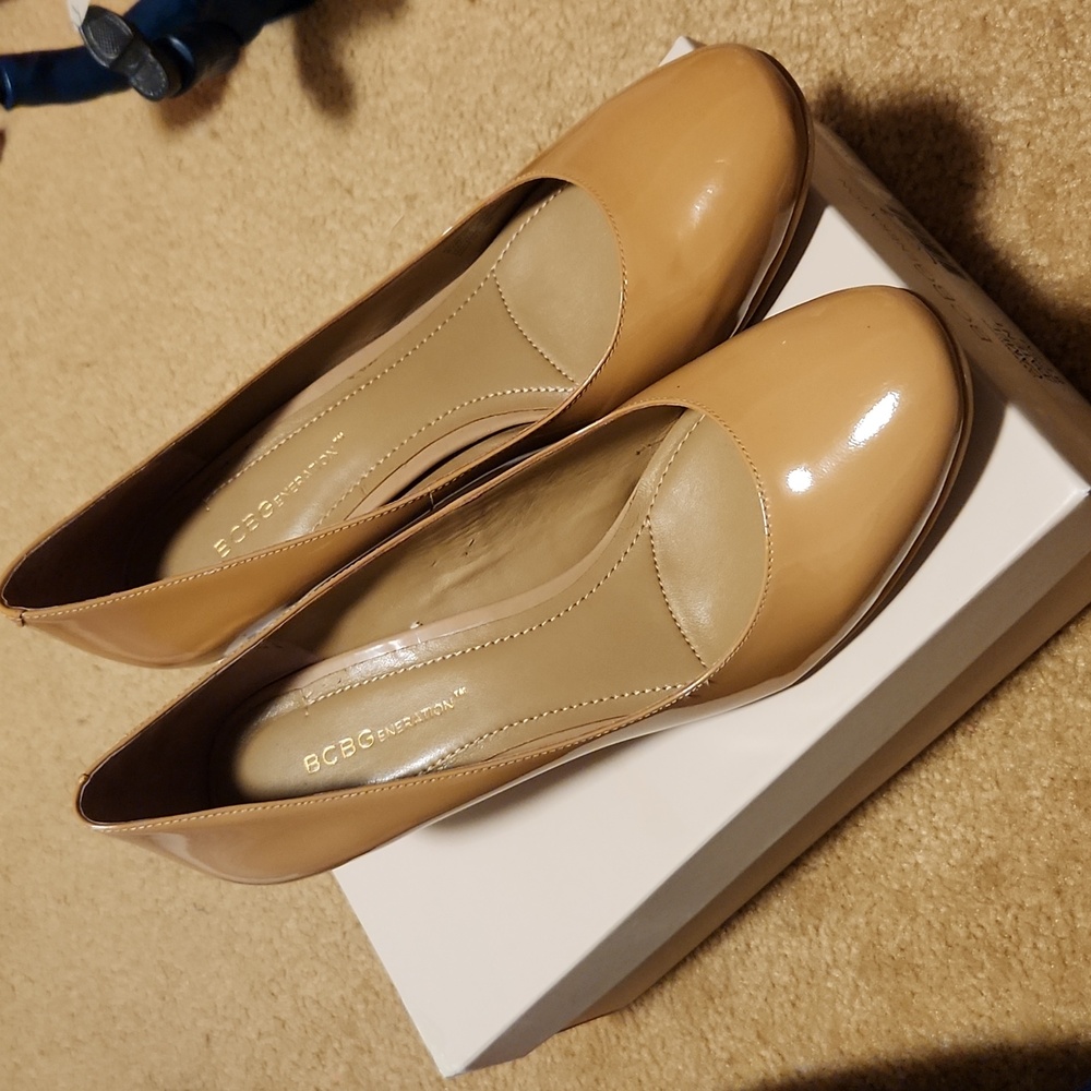 BCBG Camel Patent Pumps
